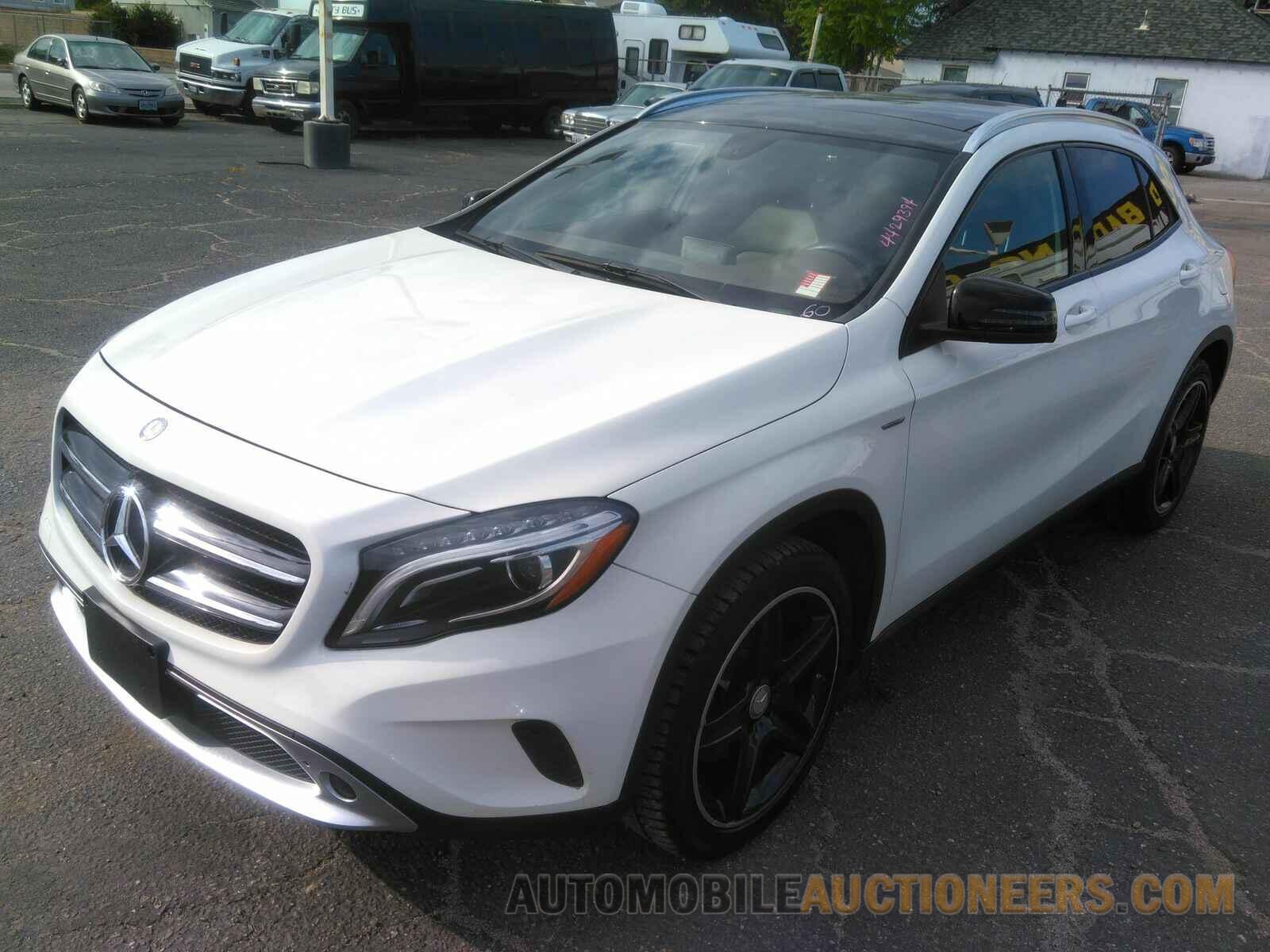 WDCTG4GB1FJ036834 Mercedes-Benz GLA-Class 2015