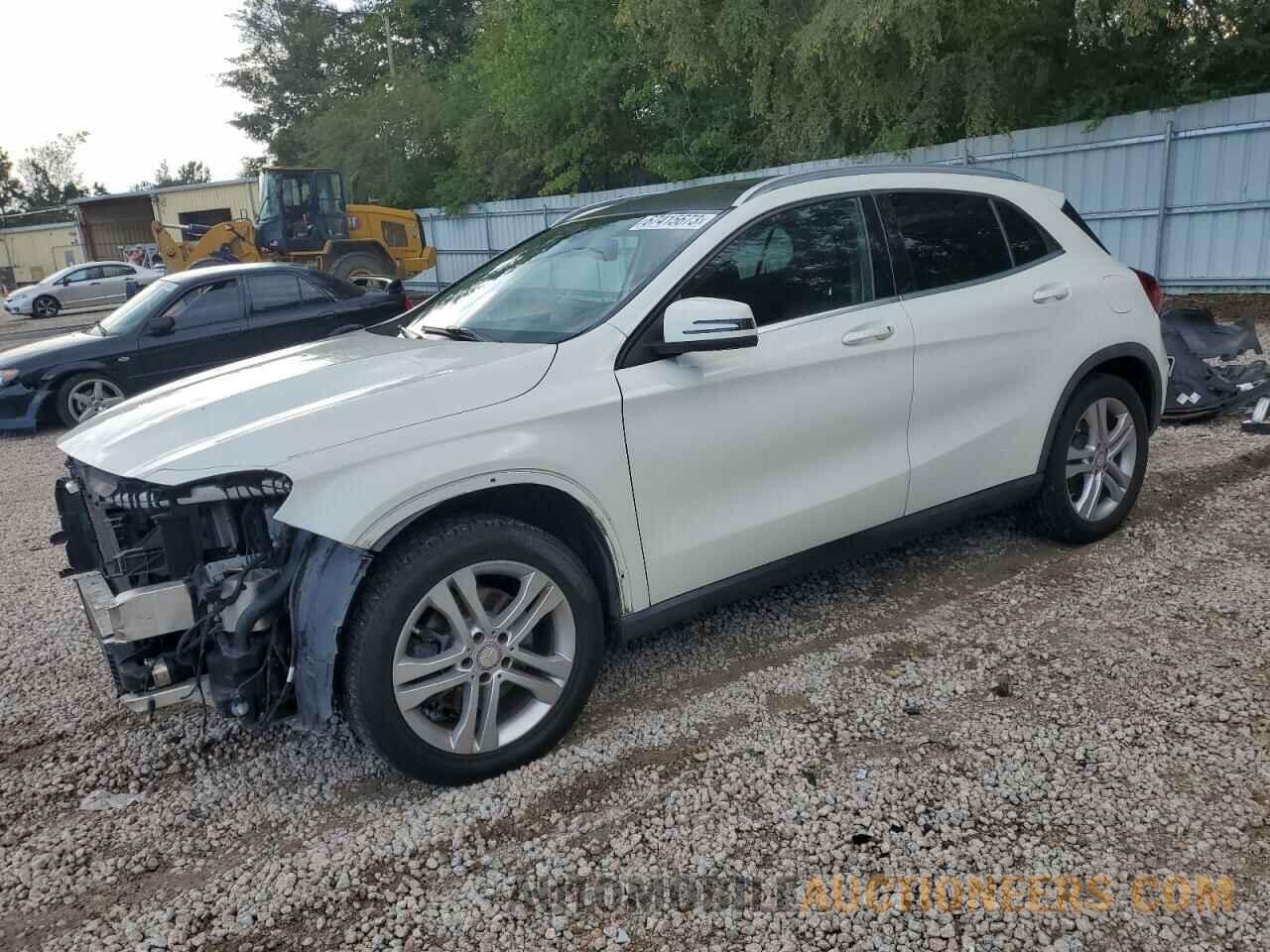 WDCTG4GB1FJ092496 MERCEDES-BENZ GLA-CLASS 2015