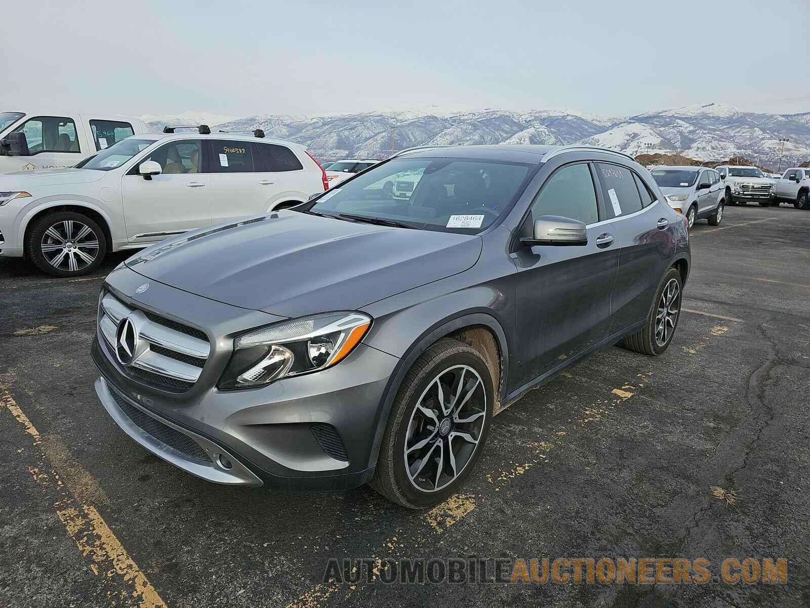 WDCTG4GB1GJ198738 Mercedes-Benz GLA 2016