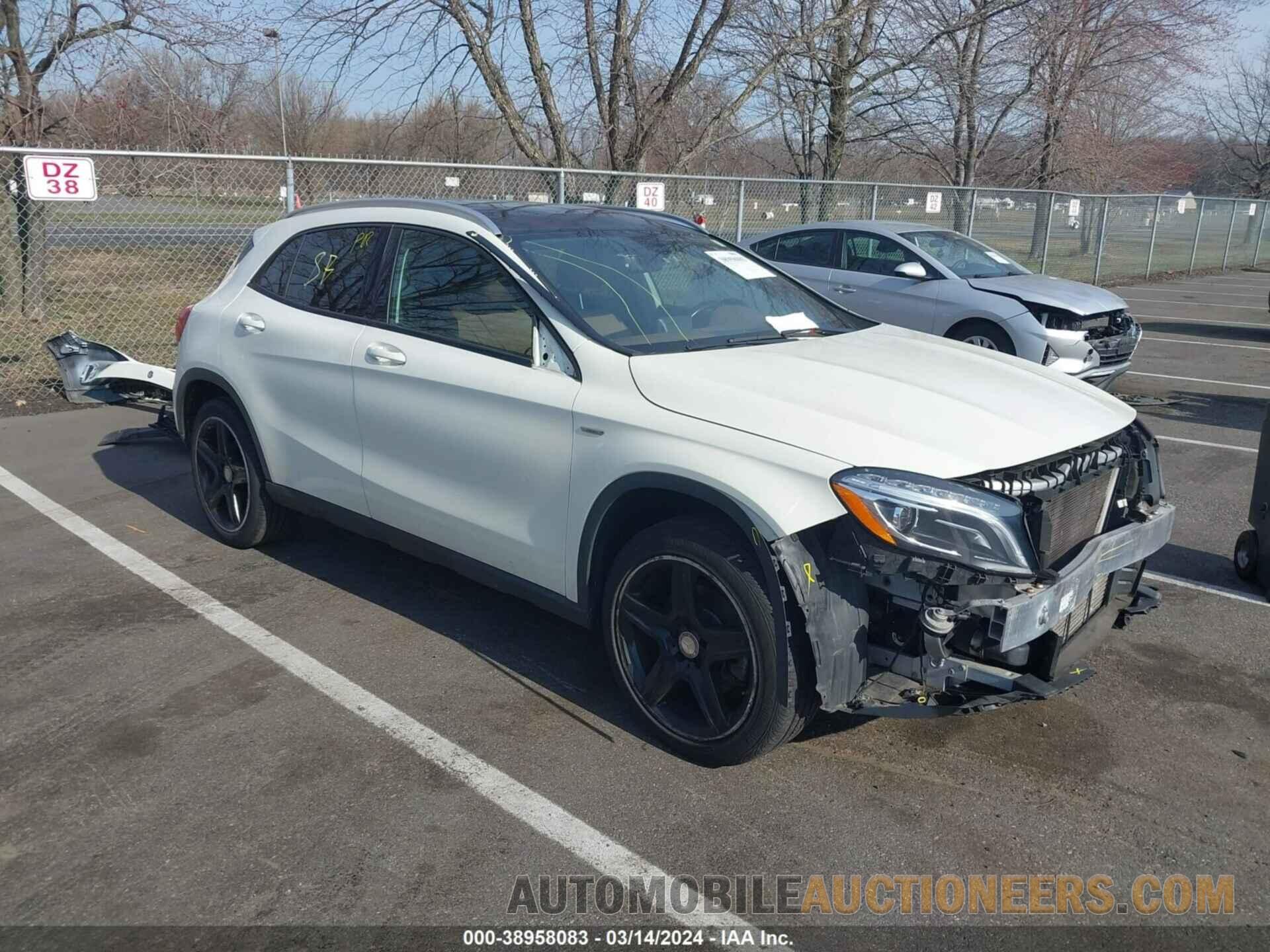 WDCTG4GB2FJ037619 MERCEDES-BENZ GLA 250 2015