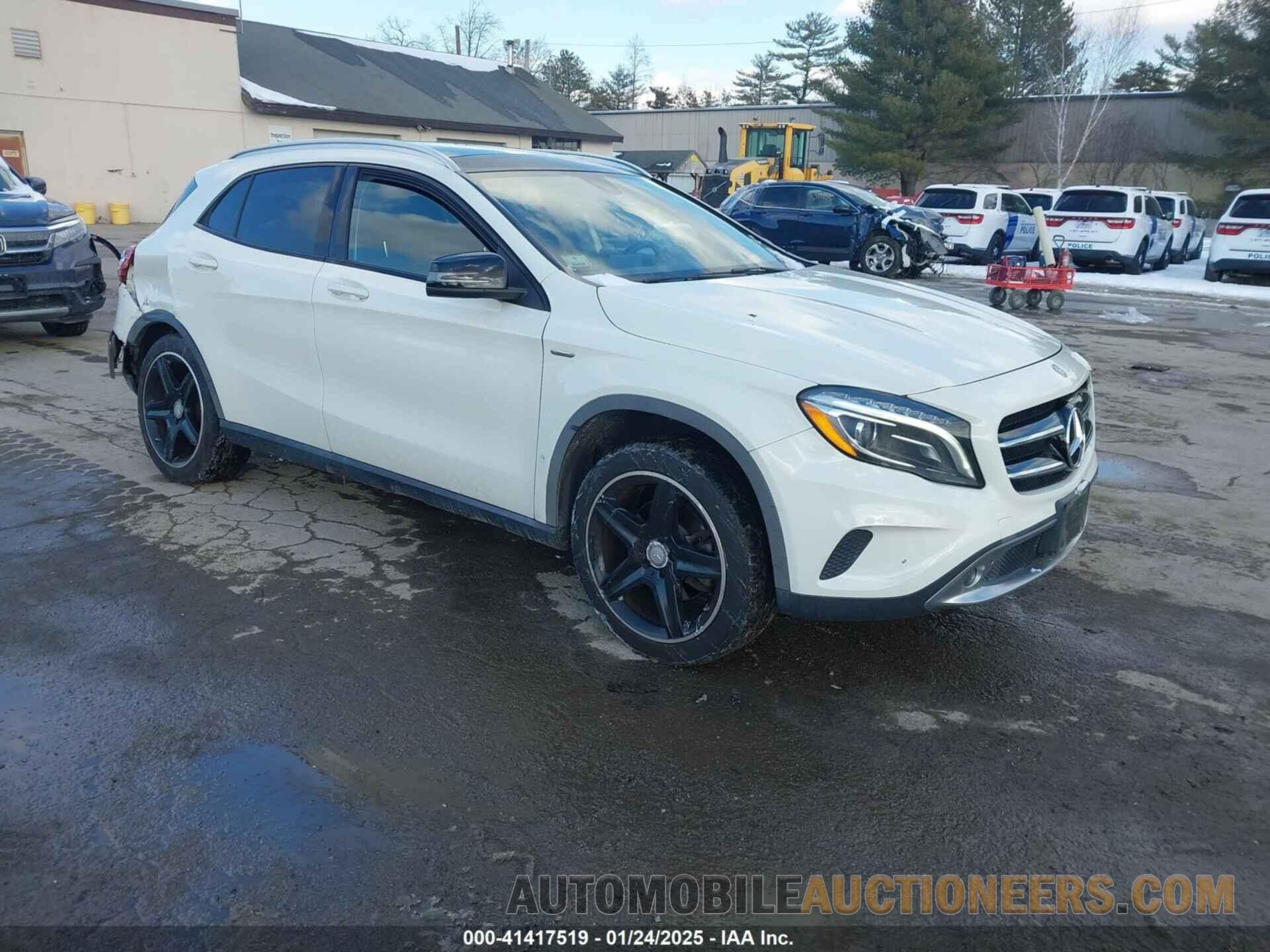 WDCTG4GB2FJ037944 MERCEDES-BENZ GLA 250 2015