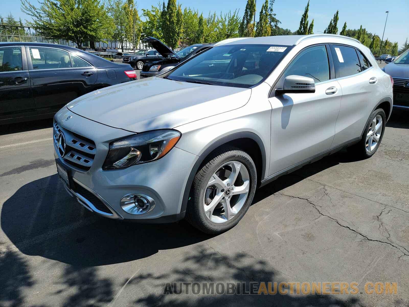 WDCTG4GB2JJ449855 Mercedes-Benz GLA 2018