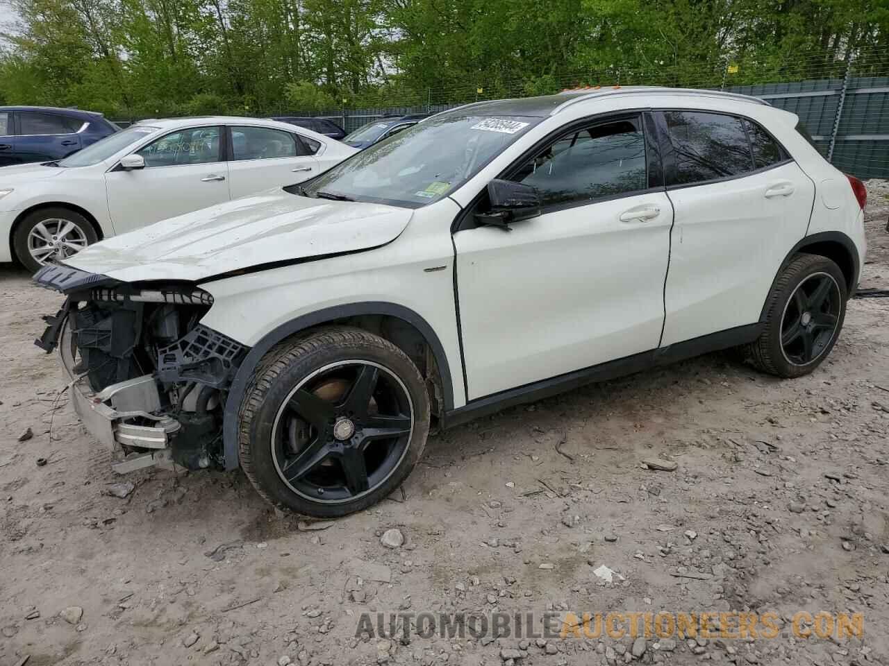 WDCTG4GB3FJ038262 MERCEDES-BENZ GLA-CLASS 2015