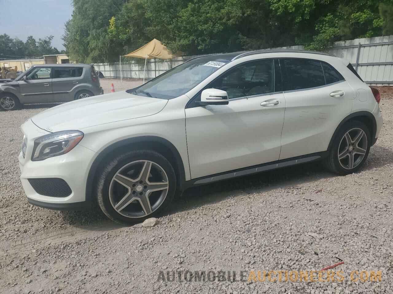 WDCTG4GB3FJ077465 MERCEDES-BENZ GLA-CLASS 2015