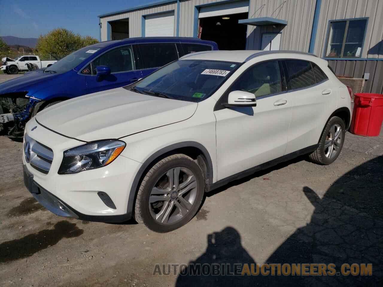 WDCTG4GB3FJ100727 MERCEDES-BENZ GLA-CLASS 2015