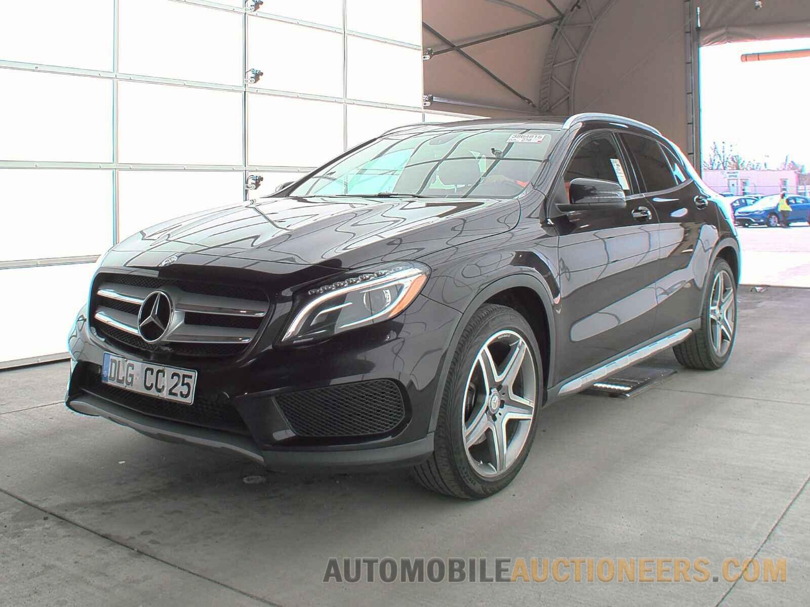 WDCTG4GB4FJ111168 Mercedes-Benz GLA 2015