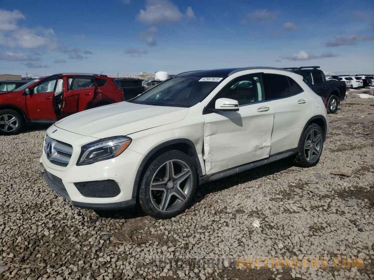 WDCTG4GB4GJ221767 MERCEDES-BENZ GLA-CLASS 2016