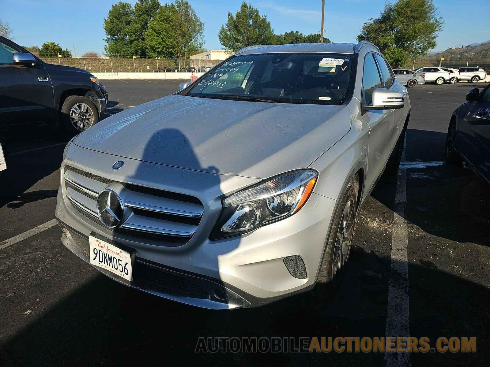 WDCTG4GB4GJ237743 Mercedes-Benz GLA 2016