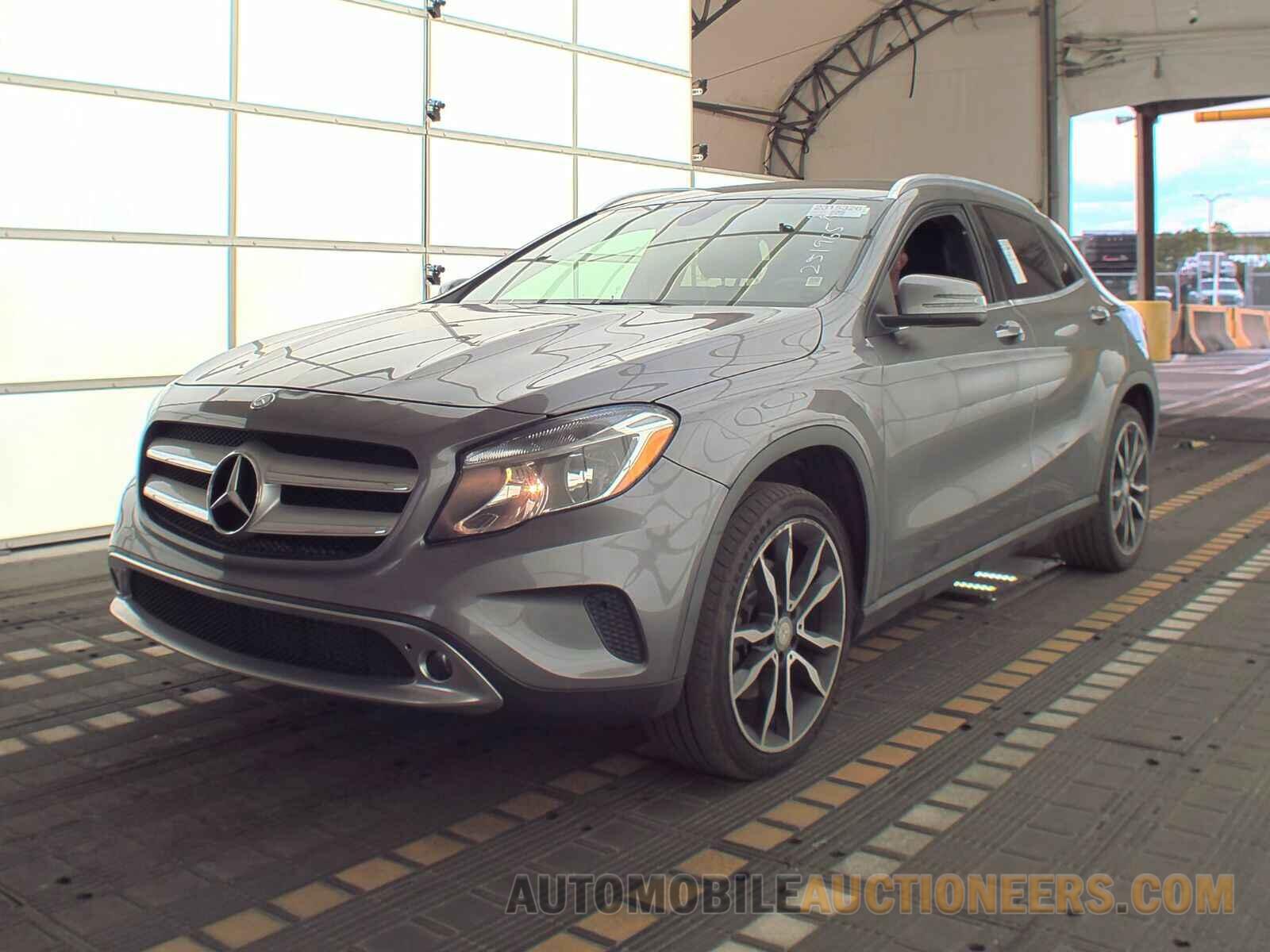 WDCTG4GB4GJ251965 Mercedes-Benz GLA 2016