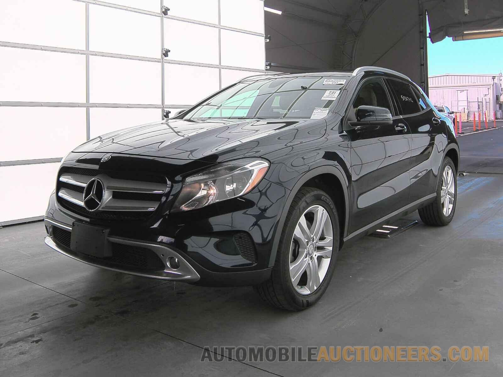 WDCTG4GB4HJ345104 Mercedes-Benz GLA 2017