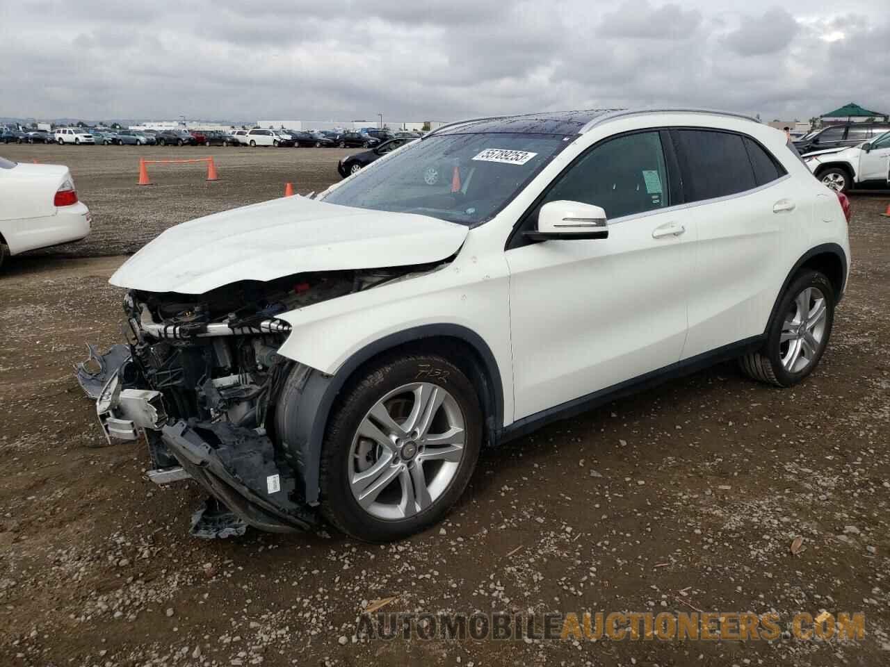 WDCTG4GB4HJ358869 MERCEDES-BENZ GLA-CLASS 2017