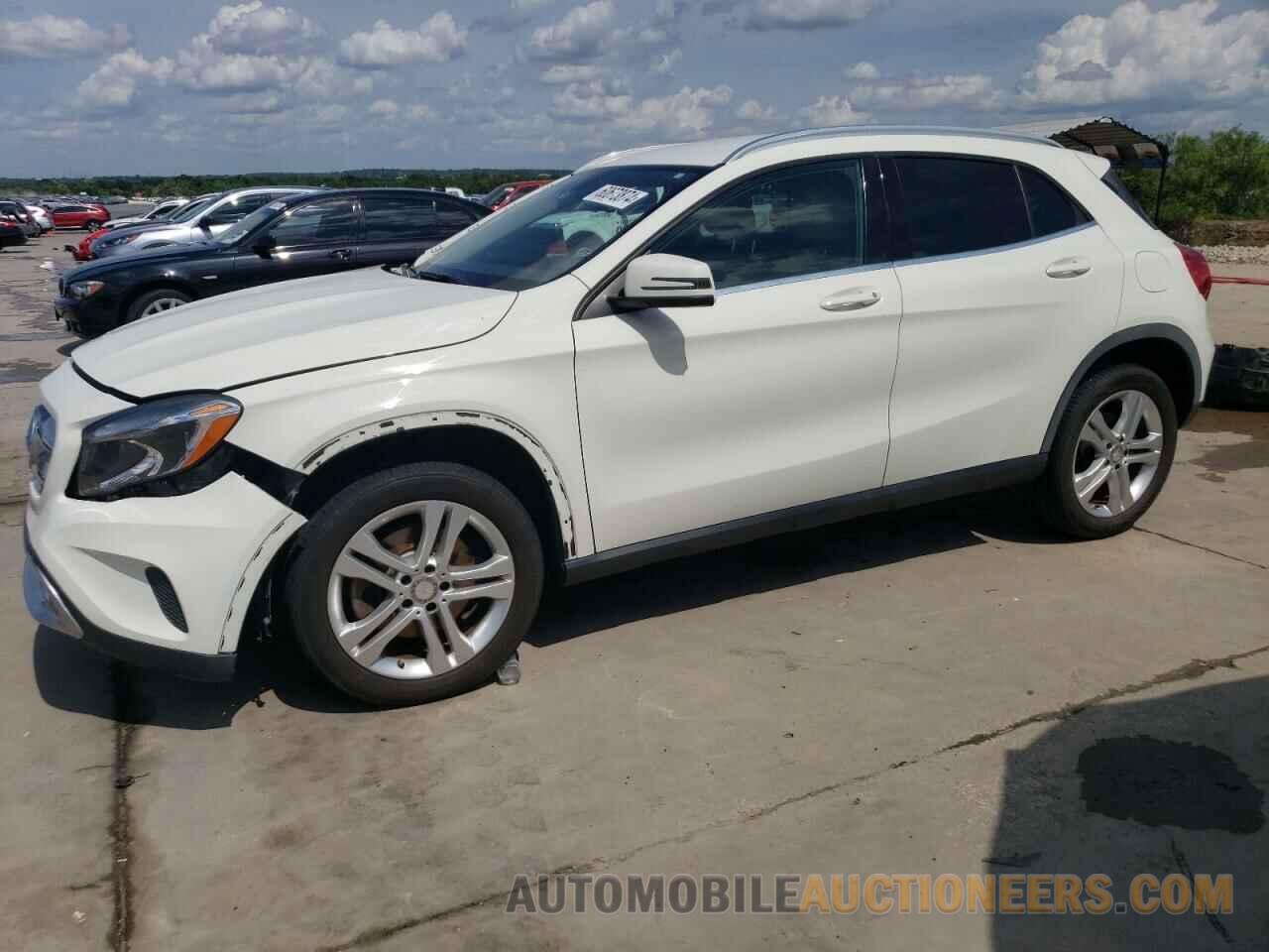 WDCTG4GB5FJ136077 MERCEDES-BENZ GLA-CLASS 2015