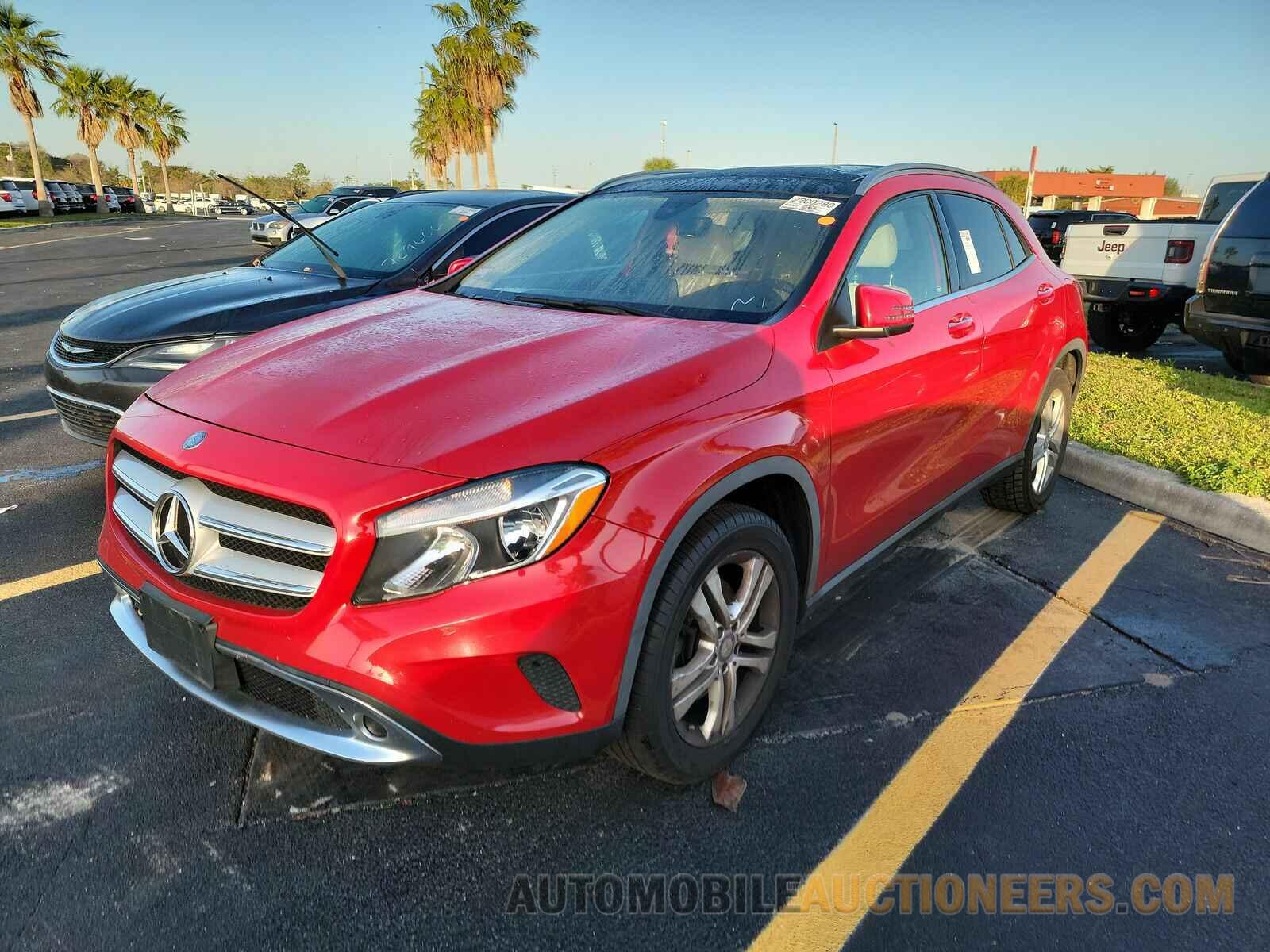 WDCTG4GB5HJ333754 Mercedes-Benz GLA 2017