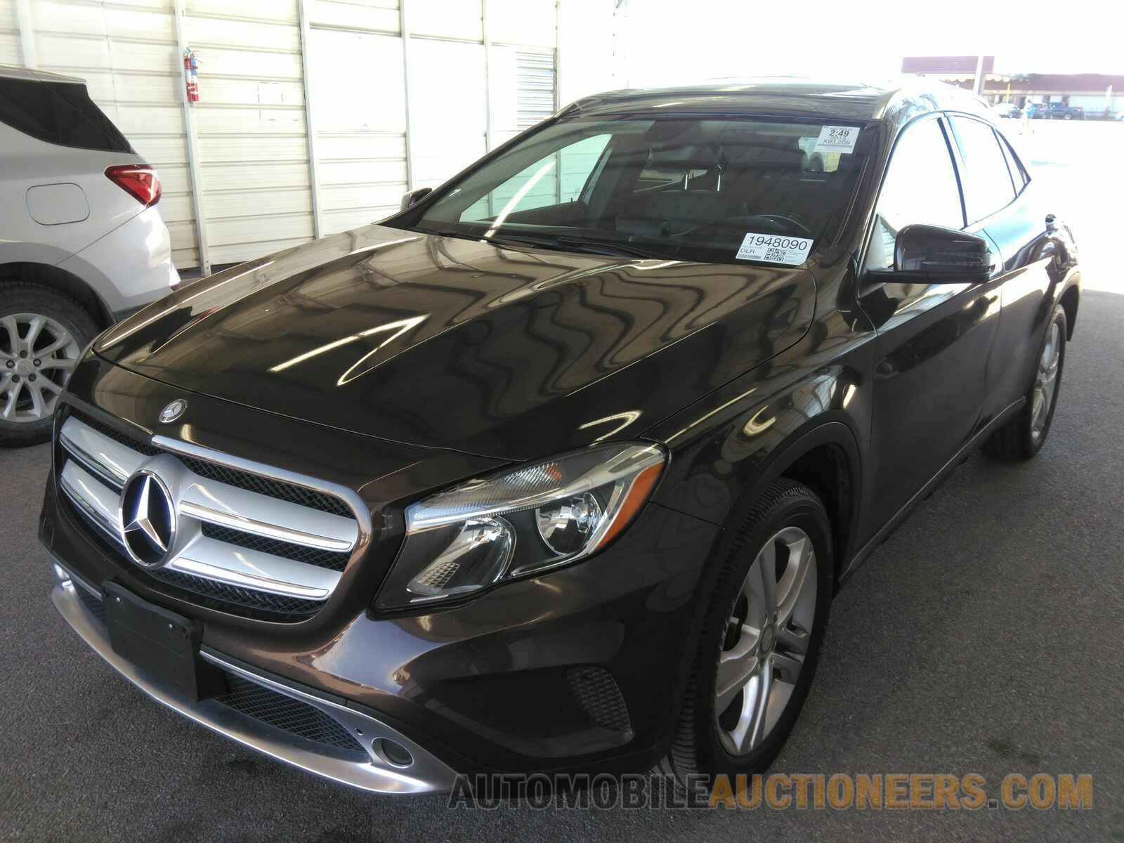 WDCTG4GB6FJ110135 Mercedes-Benz GLA-Class 2015