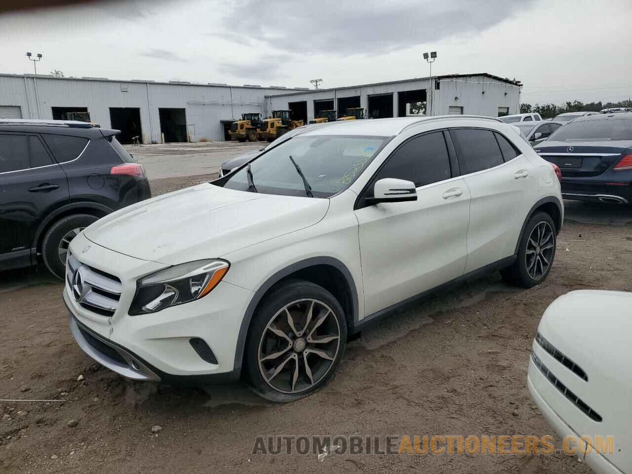 WDCTG4GB7FJ091014 MERCEDES-BENZ GLA-CLASS 2015