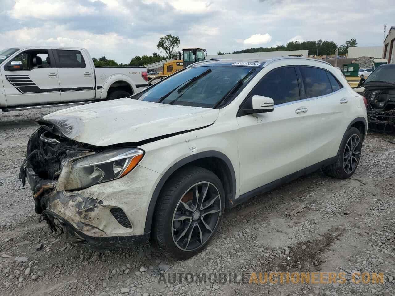 WDCTG4GB7HJ365881 MERCEDES-BENZ GLA-CLASS 2017