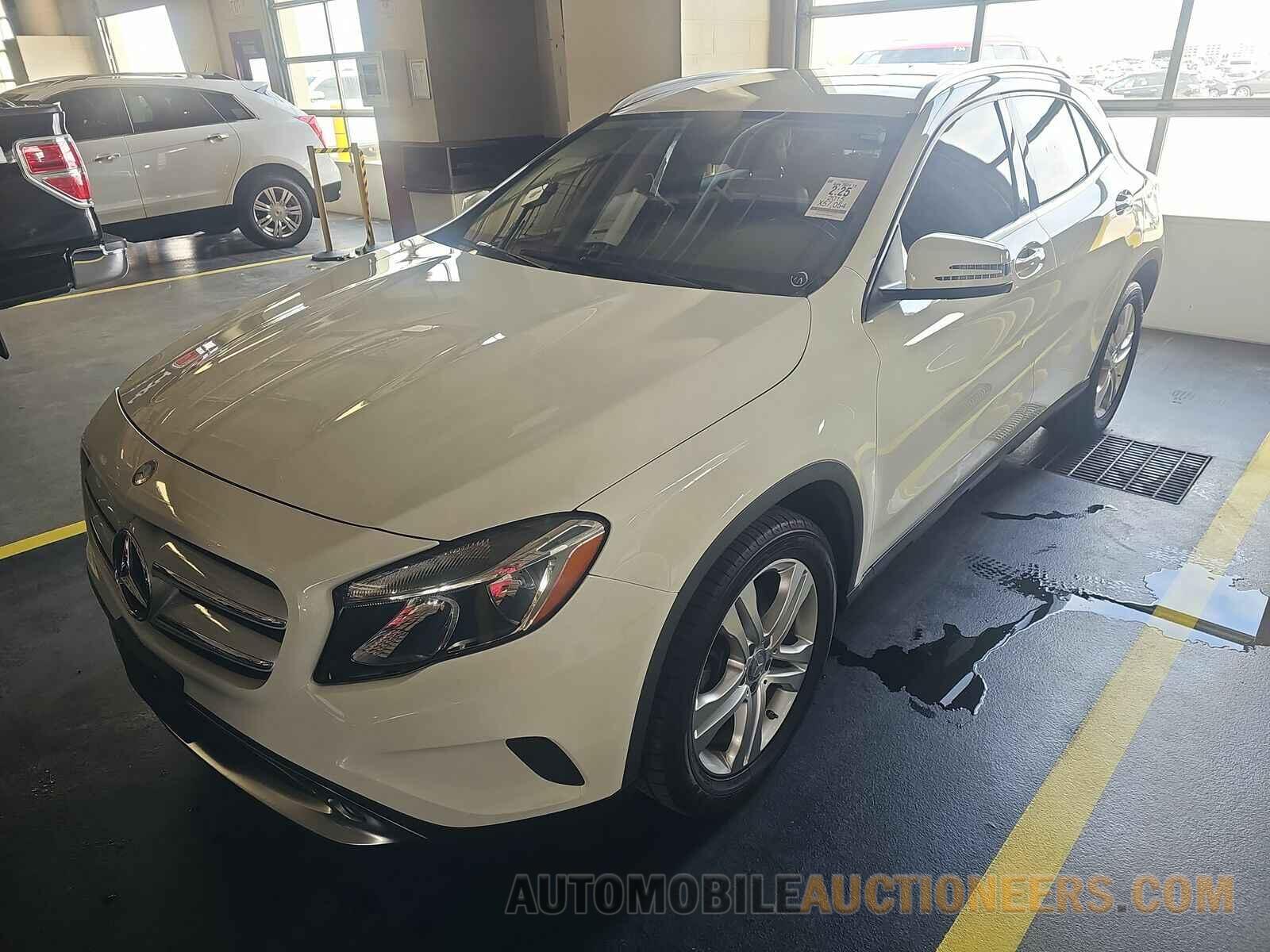 WDCTG4GB8FJ125722 Mercedes-Benz GLA 2015