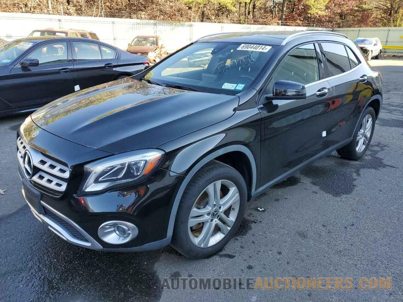 WDCTG4GB8KJ549086 MERCEDES-BENZ GLA-CLASS 2019