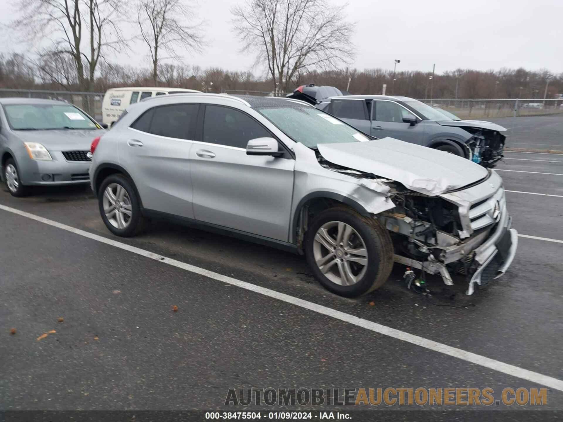 WDCTG4GBXFJ186697 MERCEDES-BENZ GLA 2015