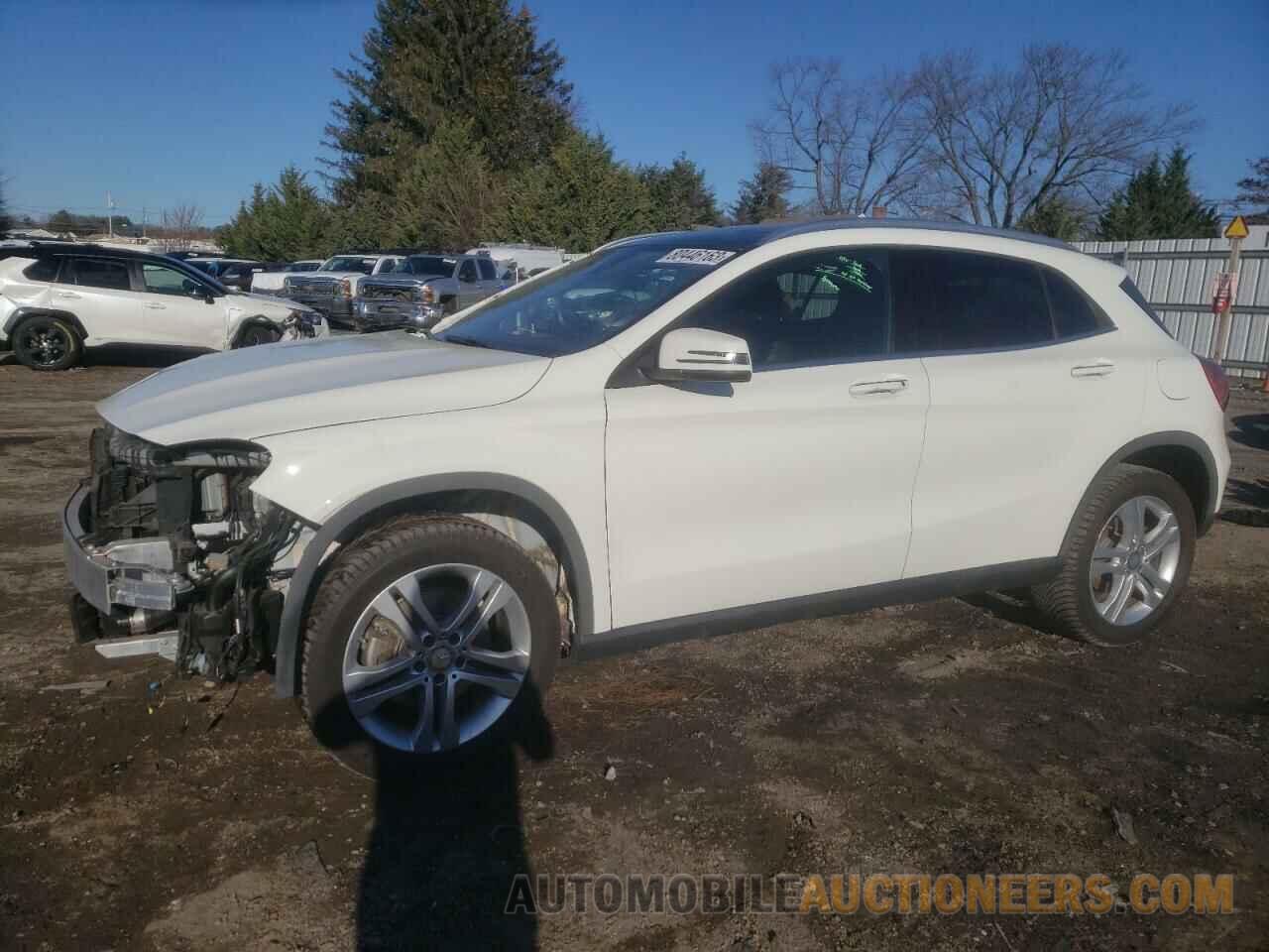 WDCTG4GBXHJ325830 MERCEDES-BENZ GLA-CLASS 2017