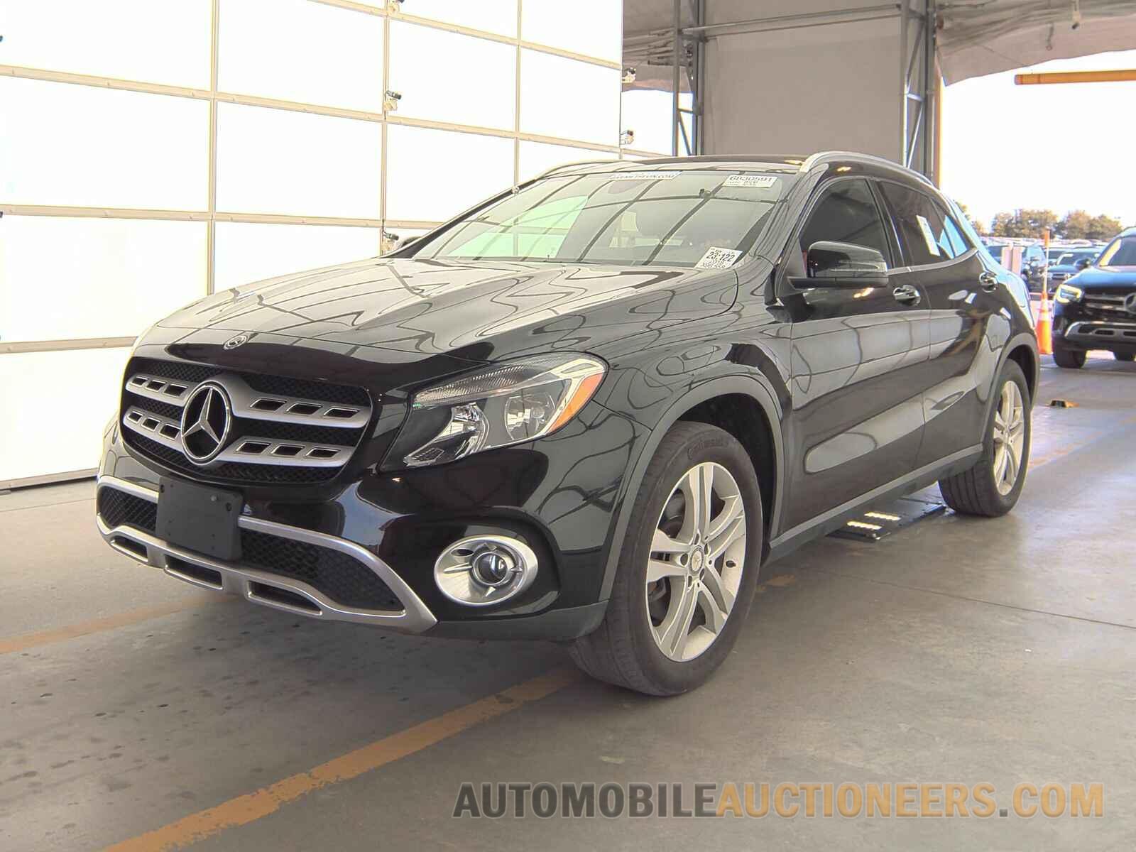 WDCTG4GBXJJ406879 Mercedes-Benz GLA 2018