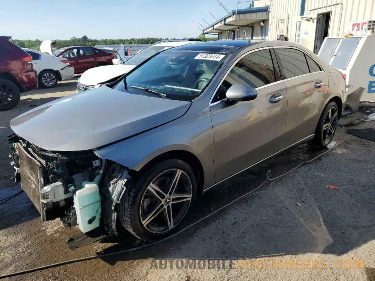 WDD3G4EB1KW002050 MERCEDES-BENZ A-CLASS 2019