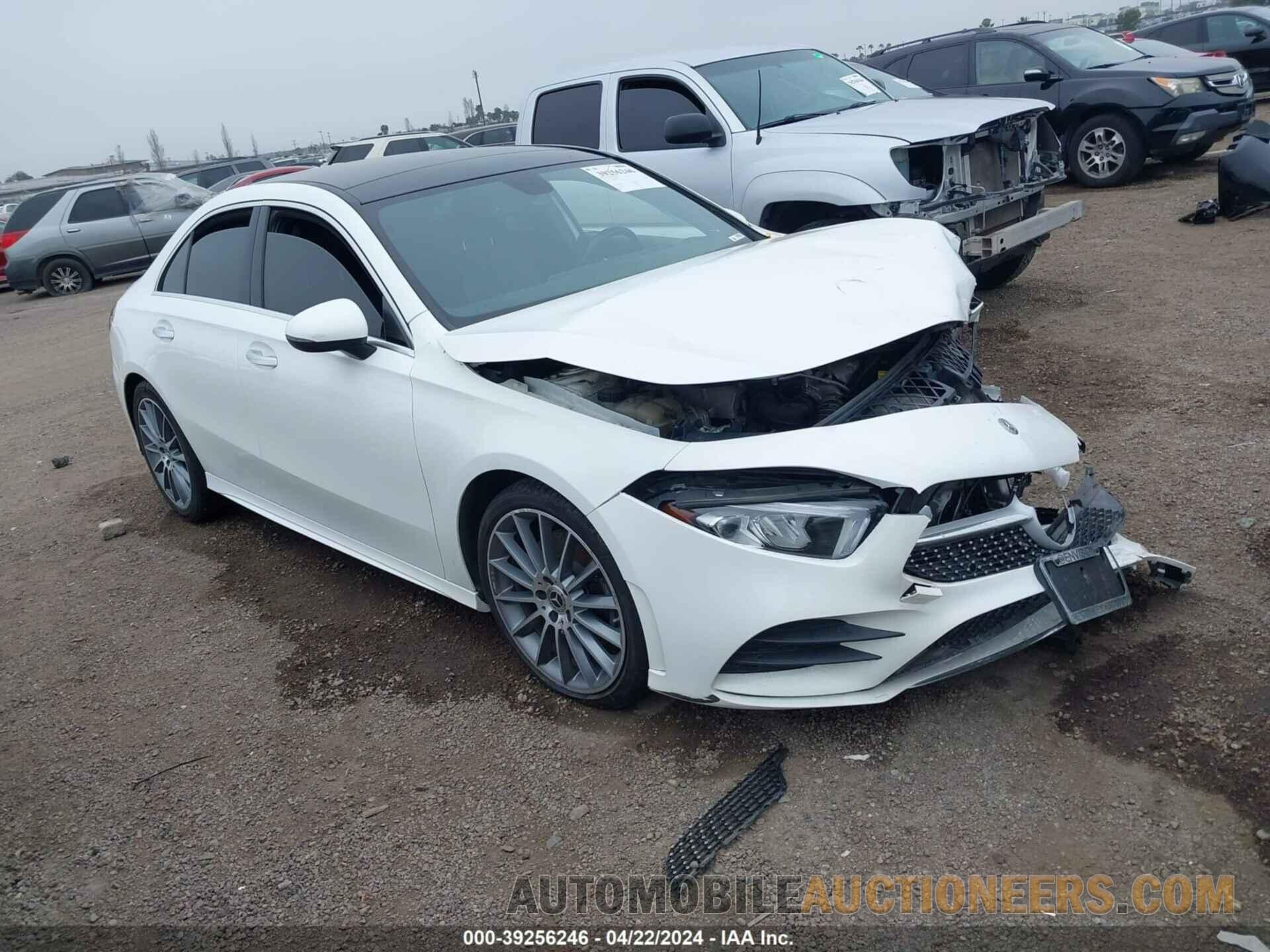 WDD3G4EB4KW005458 MERCEDES-BENZ A 220 2019