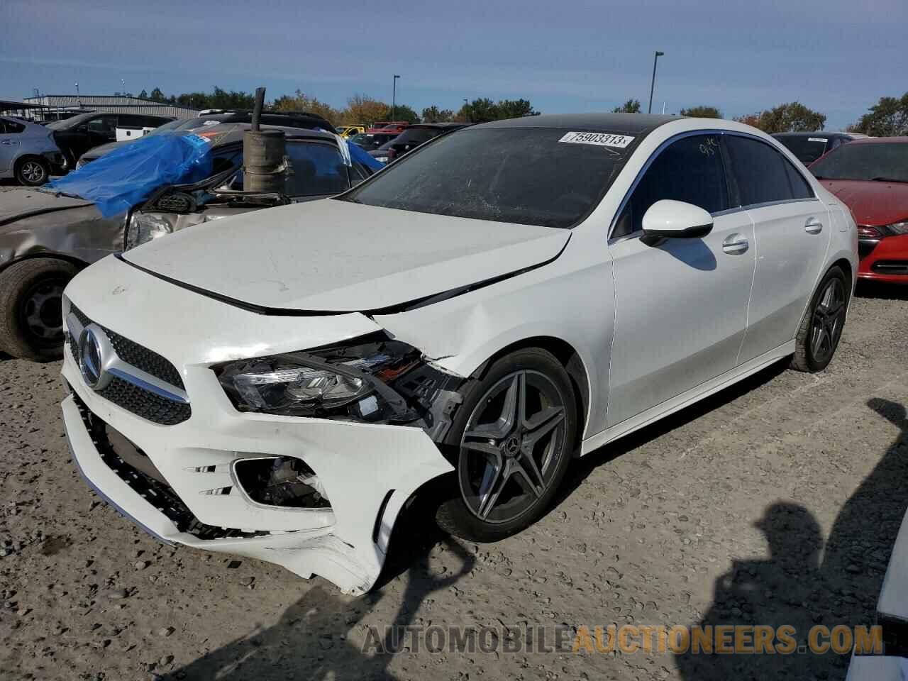 WDD3G4EB5KW029378 MERCEDES-BENZ A-CLASS 2019