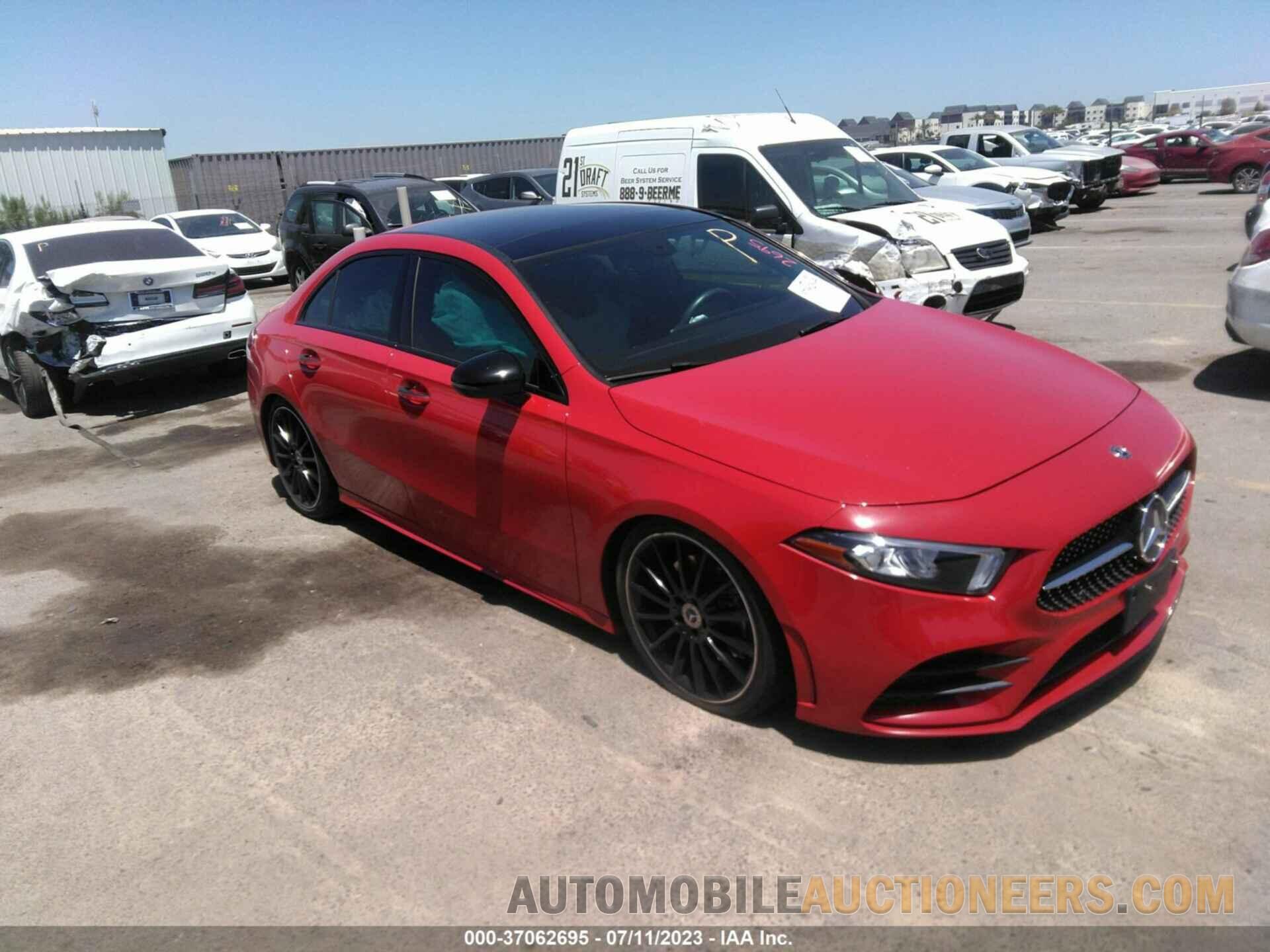 WDD3G4EB7KW023467 MERCEDES-BENZ A-CLASS 2019