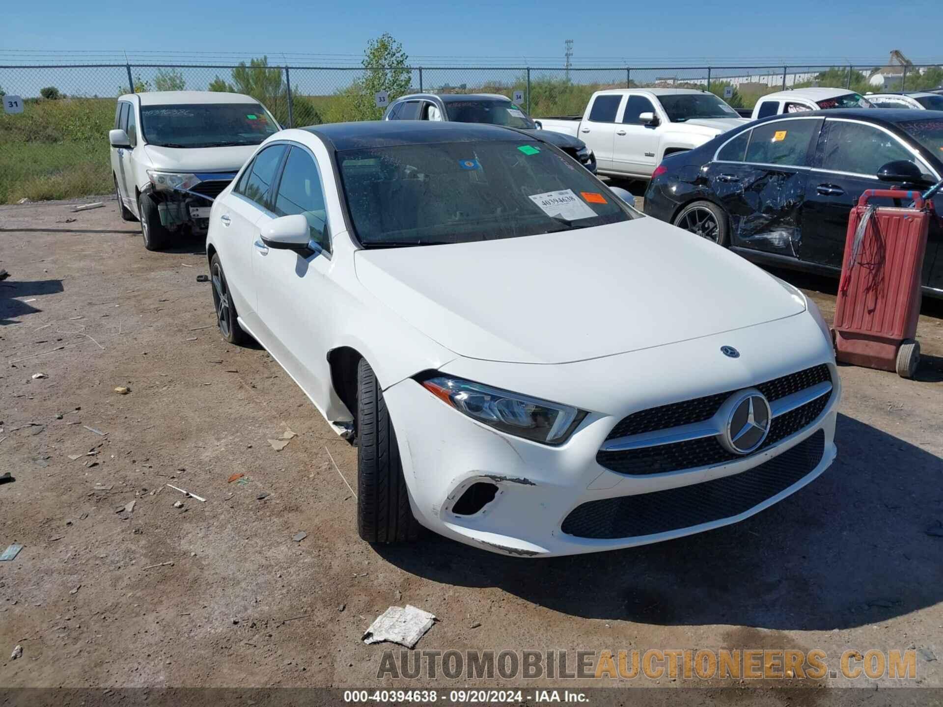 WDD3G4EB9KW035216 MERCEDES-BENZ A 2019