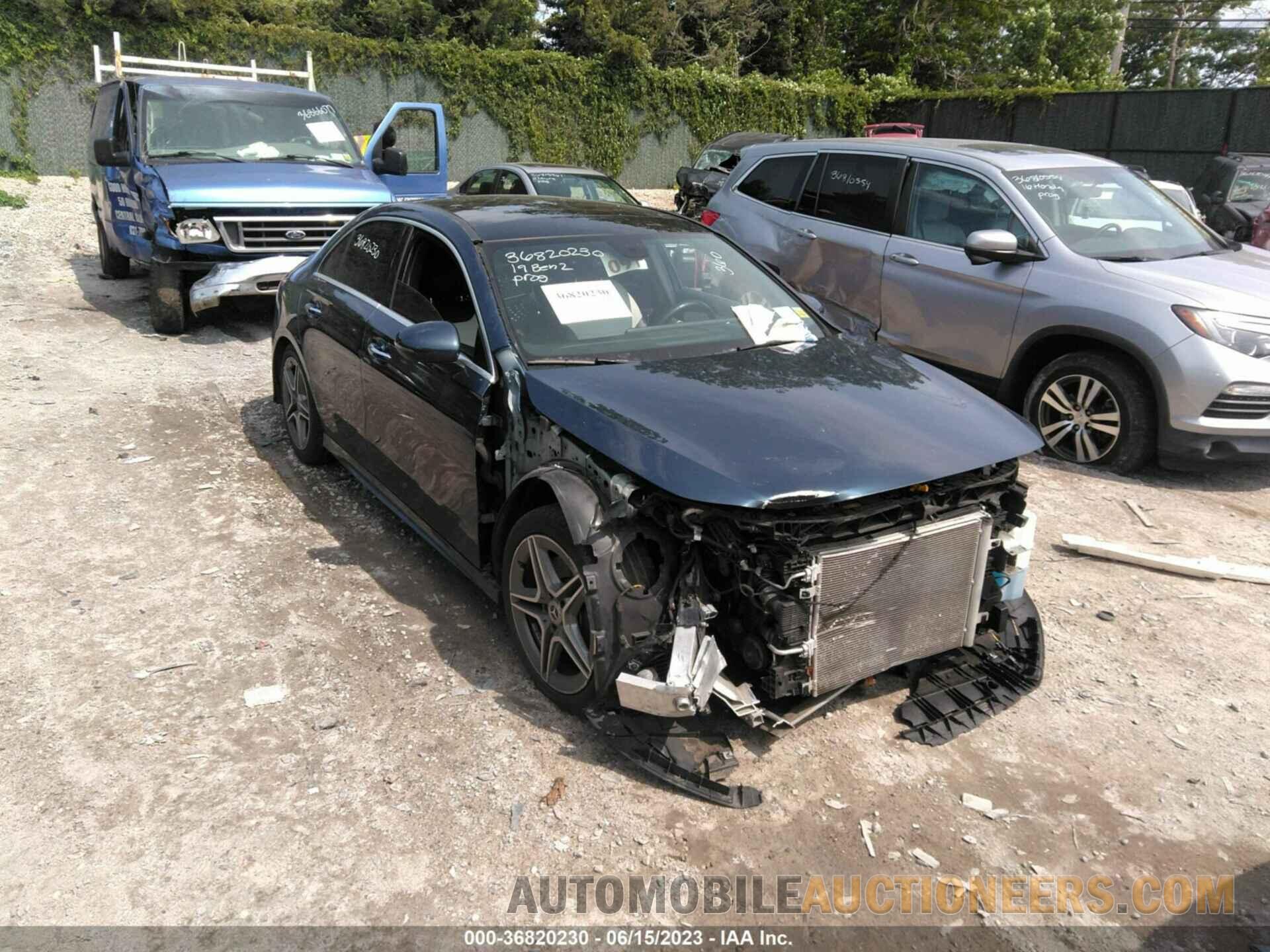 WDD3G4FB4KW024042 MERCEDES-BENZ A-CLASS 2019