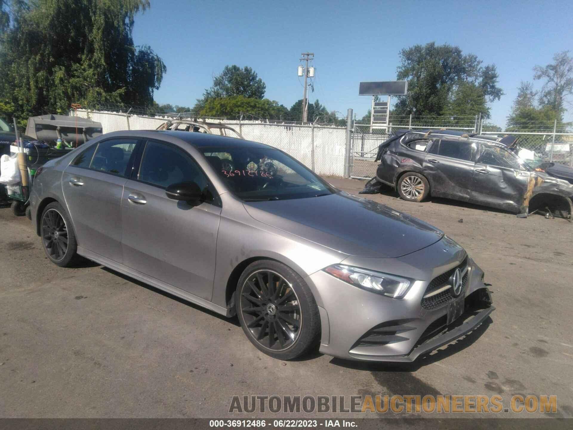 WDD3G4FBXKW014521 MERCEDES-BENZ A 220 2019