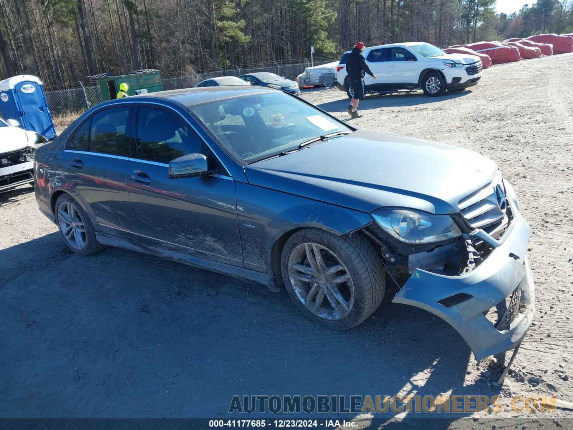 WDDGF4HB1CA726562 MERCEDES-BENZ C 250 2012