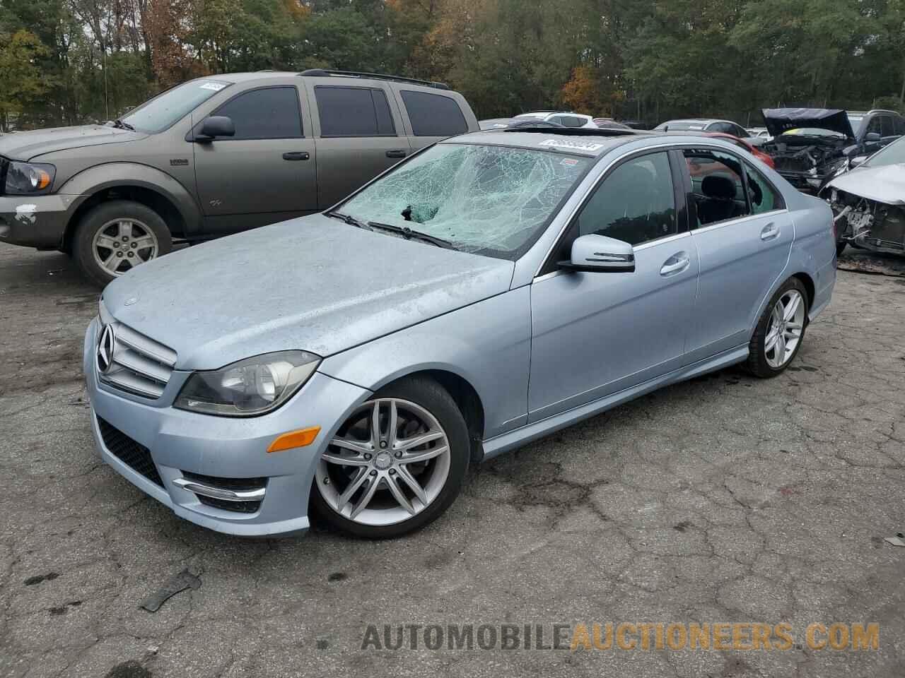 WDDGF4HB1DA753780 MERCEDES-BENZ C-CLASS 2013