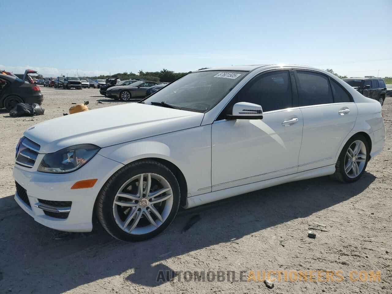 WDDGF4HB3DA852990 MERCEDES-BENZ C-CLASS 2013