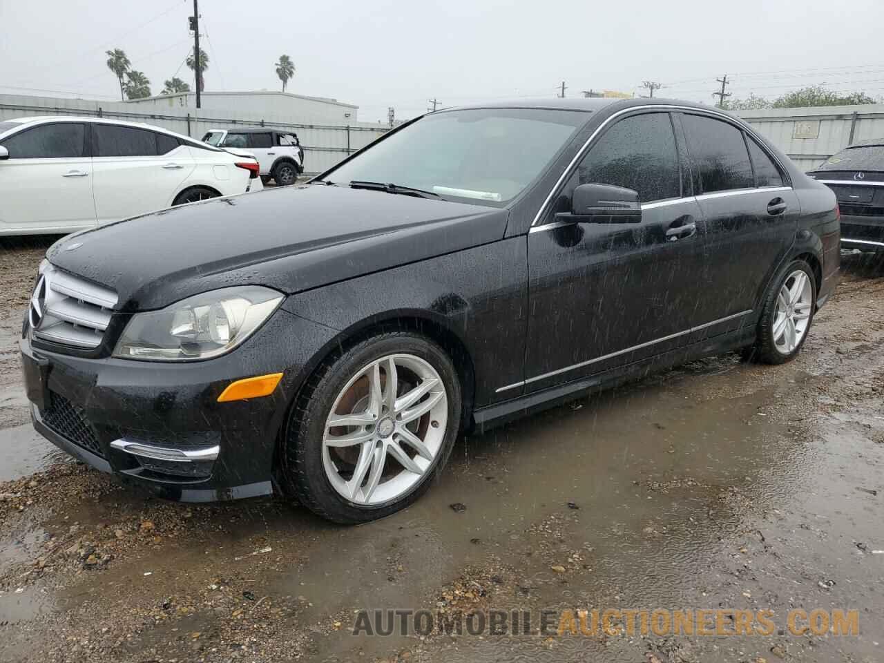 WDDGF4HB3DG099961 MERCEDES-BENZ C-CLASS 2013