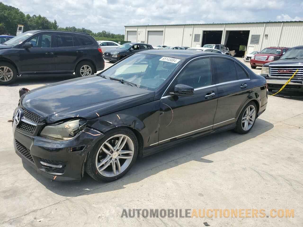 WDDGF4HB4DA774011 MERCEDES-BENZ C-CLASS 2013