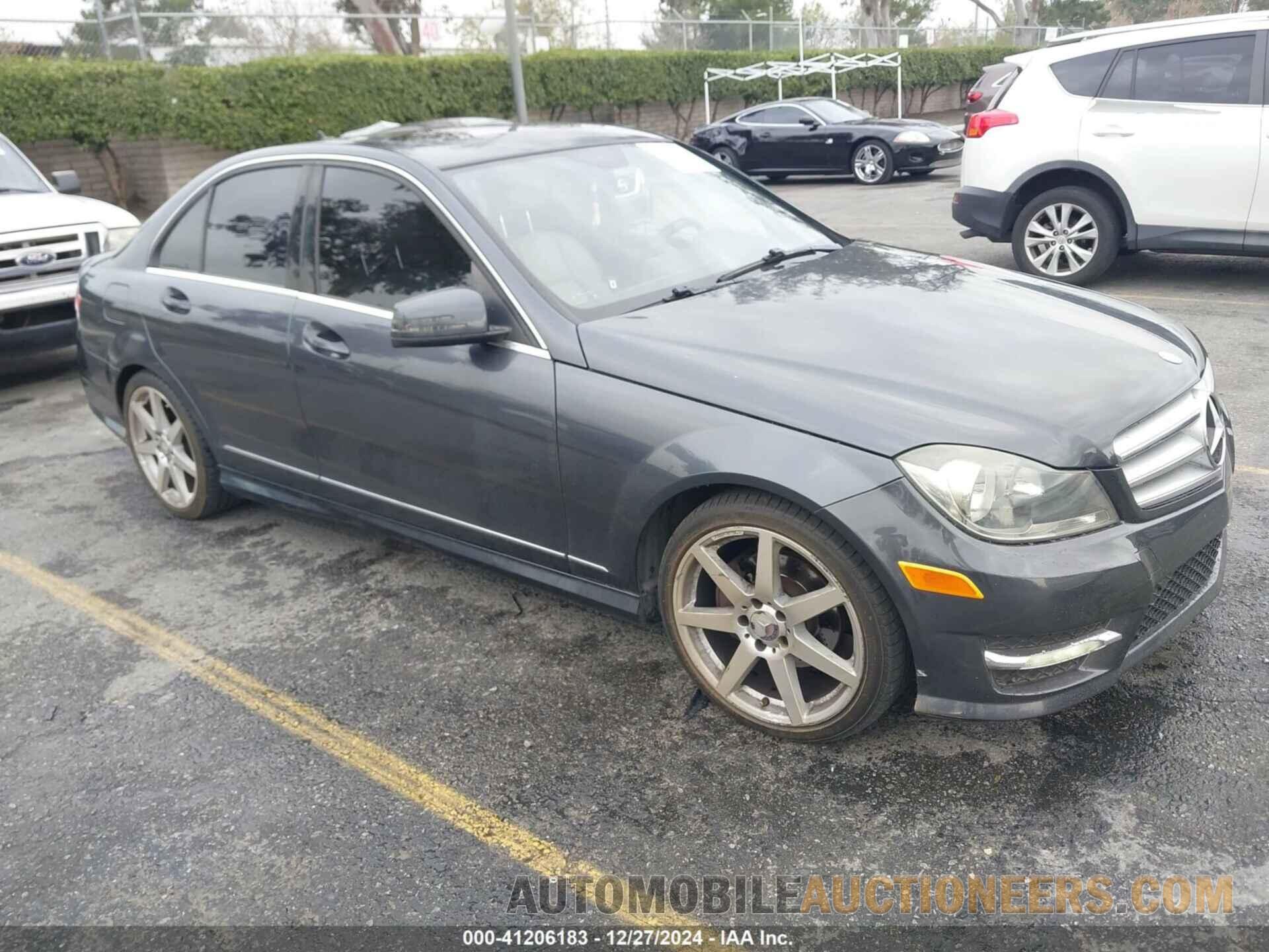 WDDGF4HB4DA840699 MERCEDES-BENZ C 250 2013