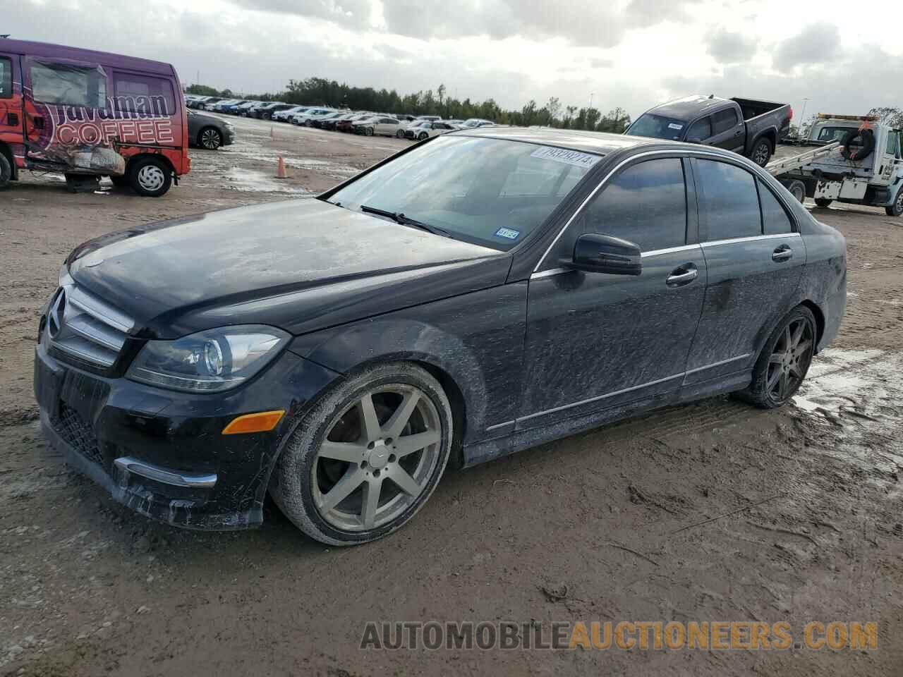 WDDGF4HB5DA743530 MERCEDES-BENZ C-CLASS 2013