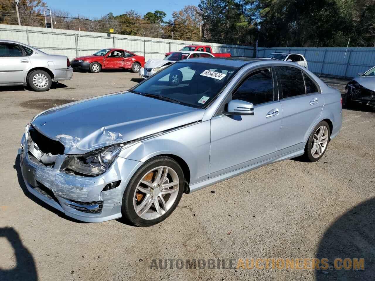 WDDGF4HB5DA763065 MERCEDES-BENZ C-CLASS 2013