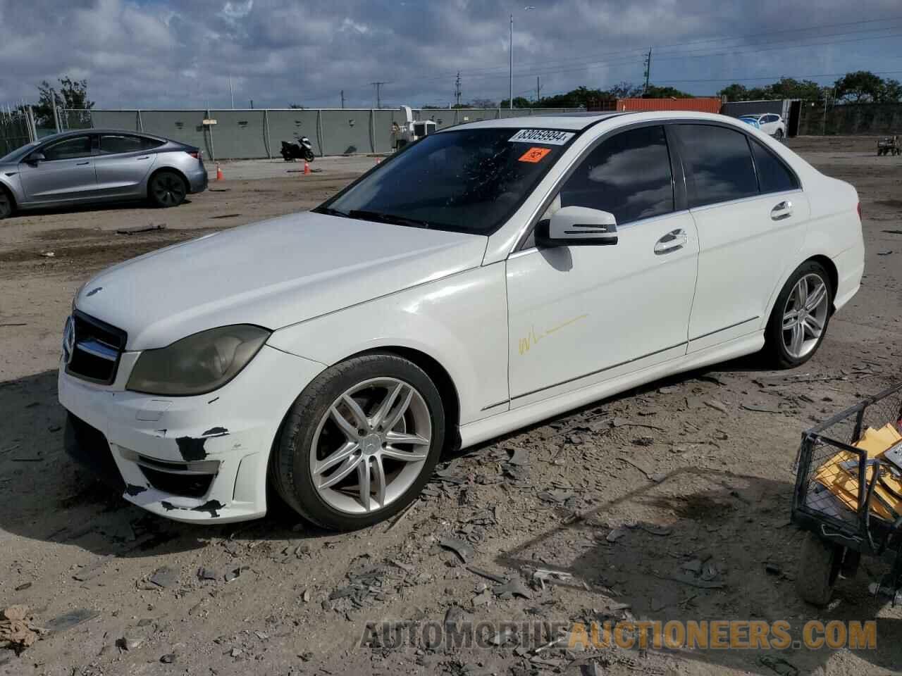 WDDGF4HB5DR268303 MERCEDES-BENZ C-CLASS 2013