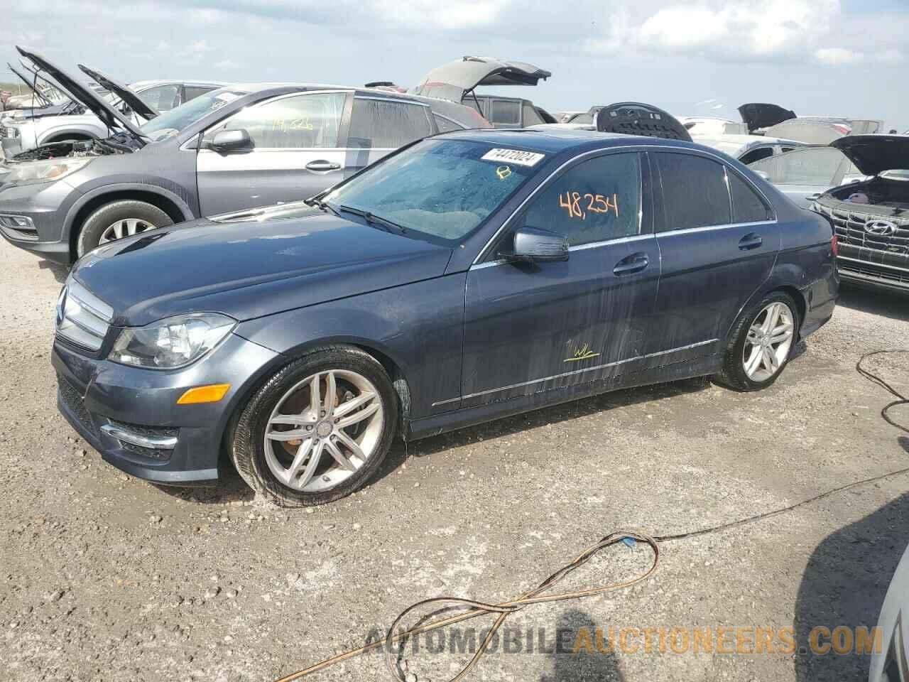 WDDGF4HB7DR241572 MERCEDES-BENZ C-CLASS 2013