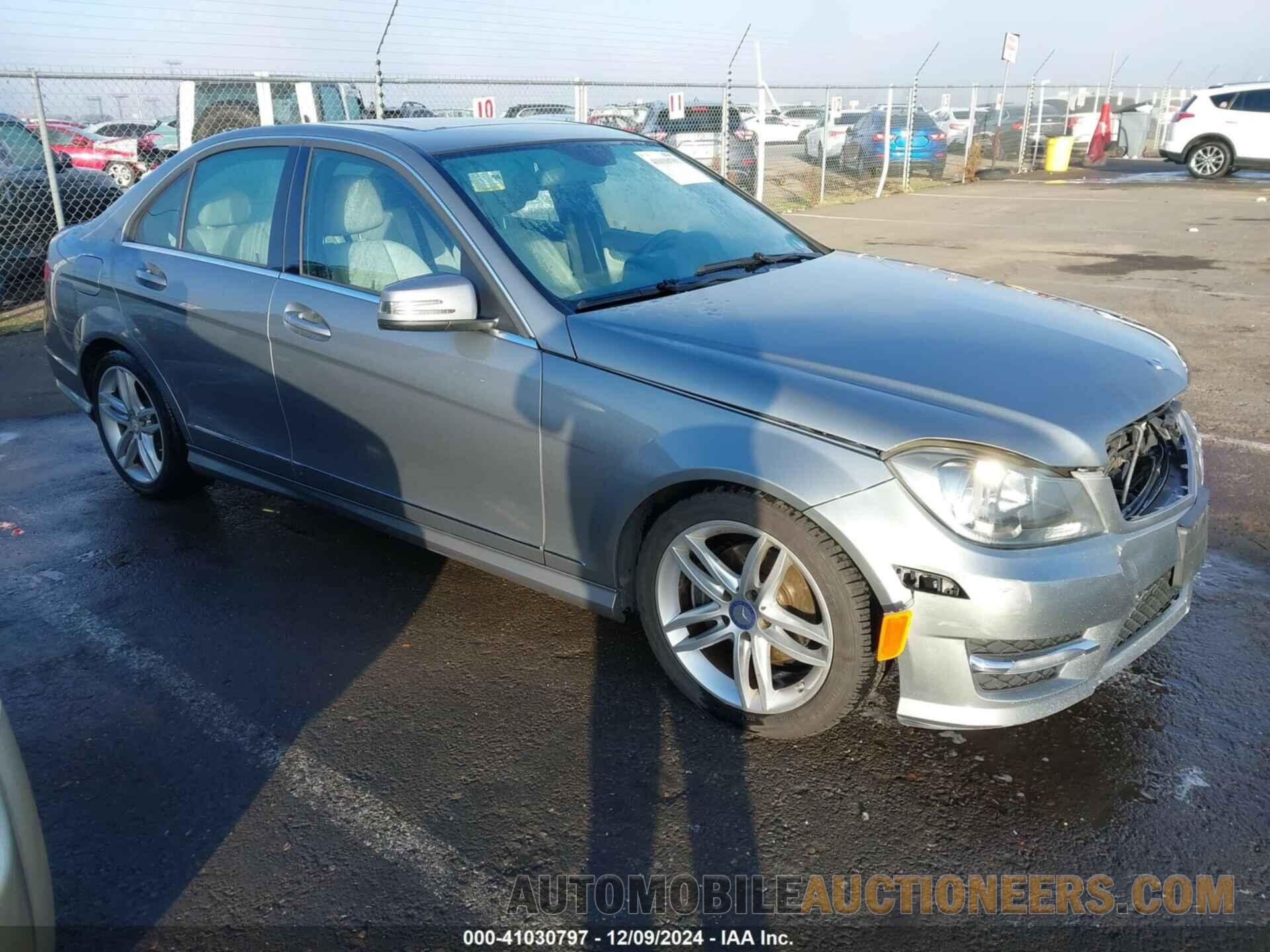 WDDGF4HB8DR261815 MERCEDES-BENZ C 250 2013