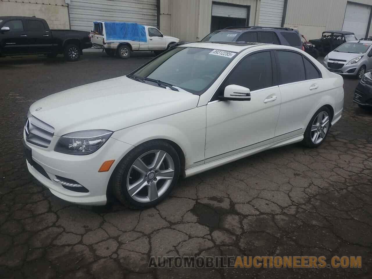 WDDGF5EB2BA476712 MERCEDES-BENZ C-CLASS 2011