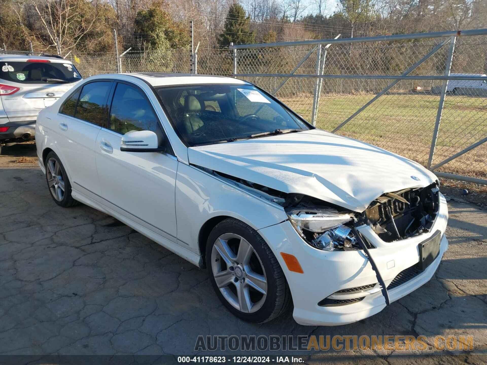 WDDGF5EB5BR137556 MERCEDES-BENZ C 300 2011