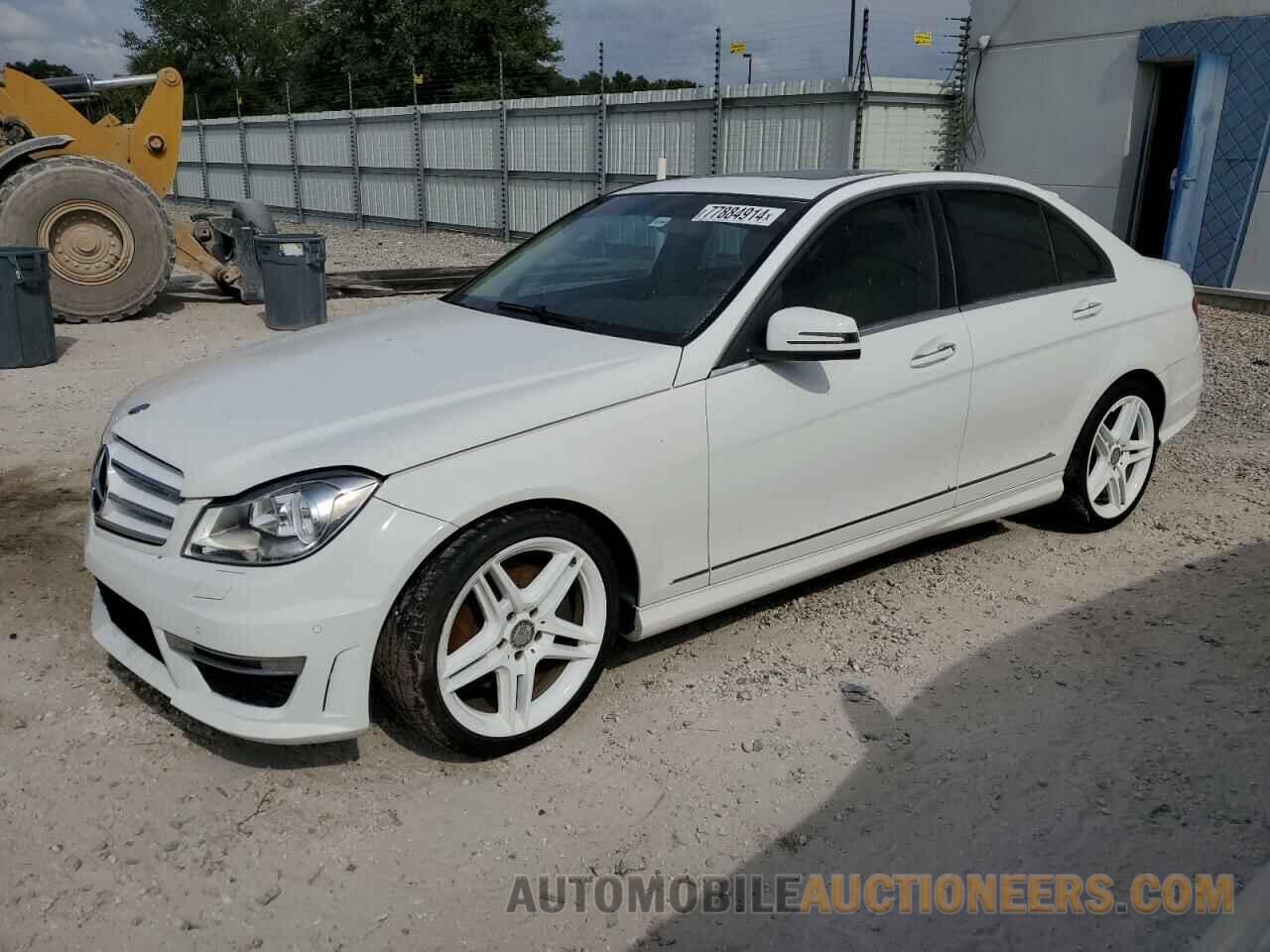 WDDGF5HB3DR249898 MERCEDES-BENZ C-CLASS 2013