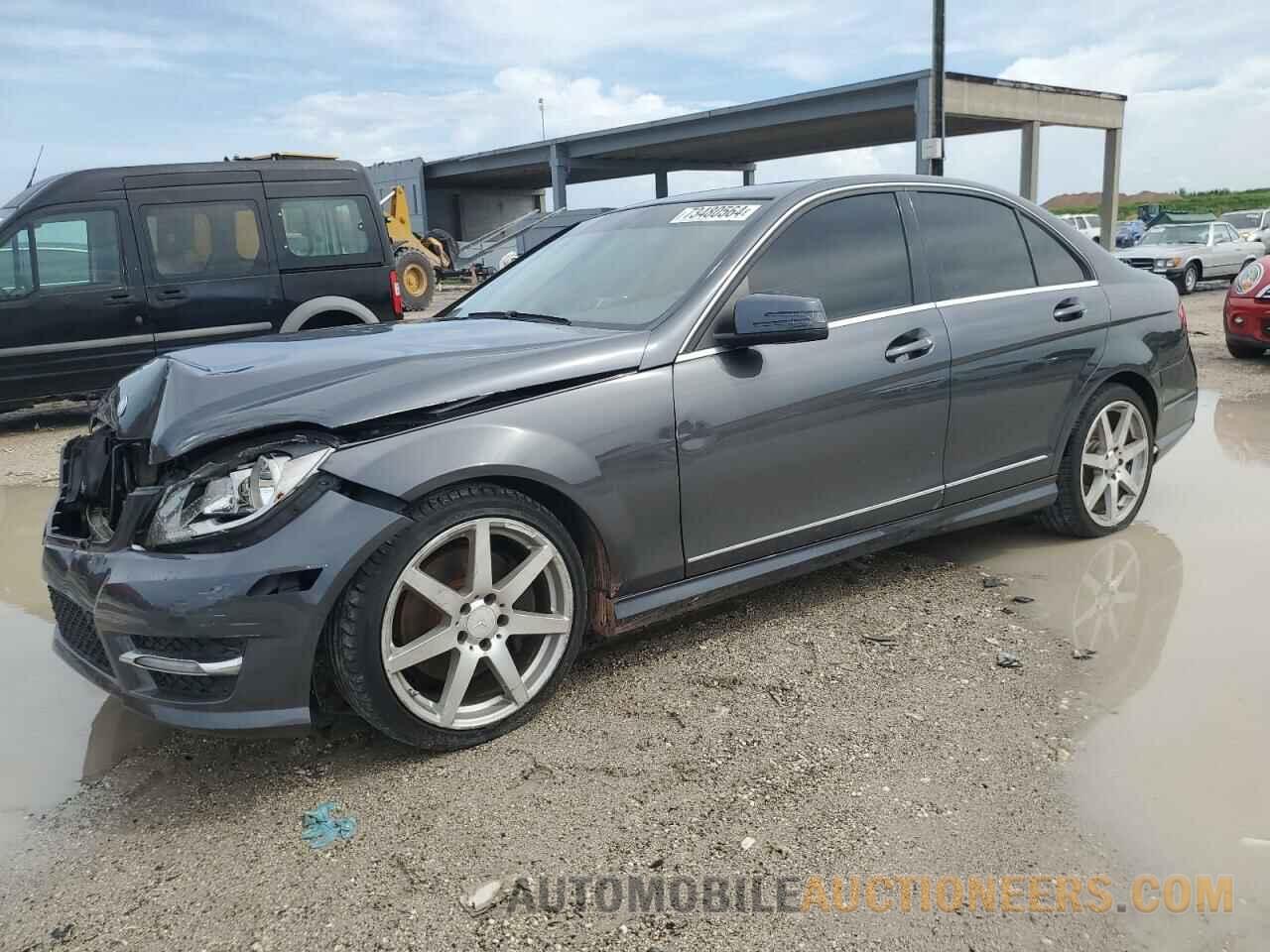 WDDGF5HB4DR260778 MERCEDES-BENZ C-CLASS 2013