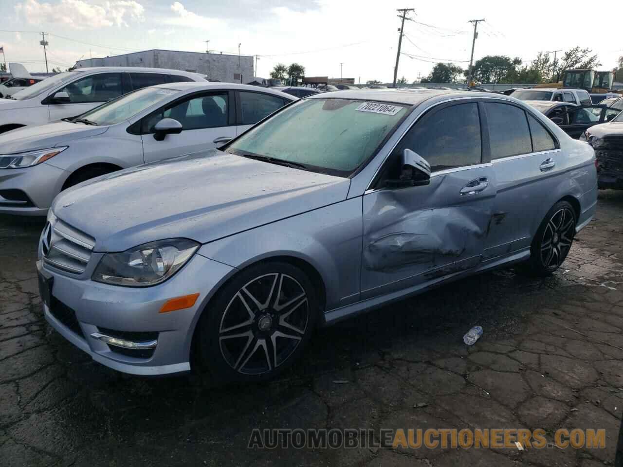 WDDGF8AB0DR243570 MERCEDES-BENZ C-CLASS 2013