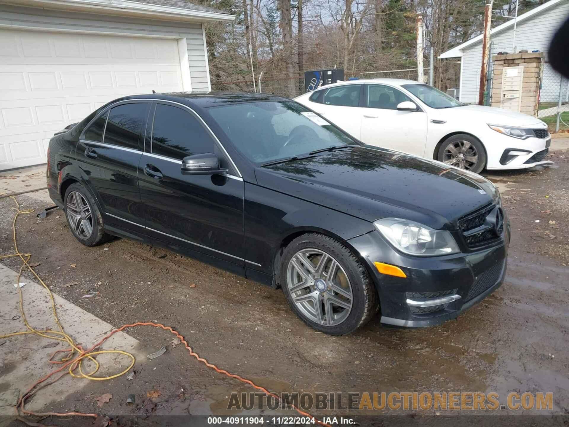 WDDGF8AB1DR289389 MERCEDES-BENZ C 300 2013