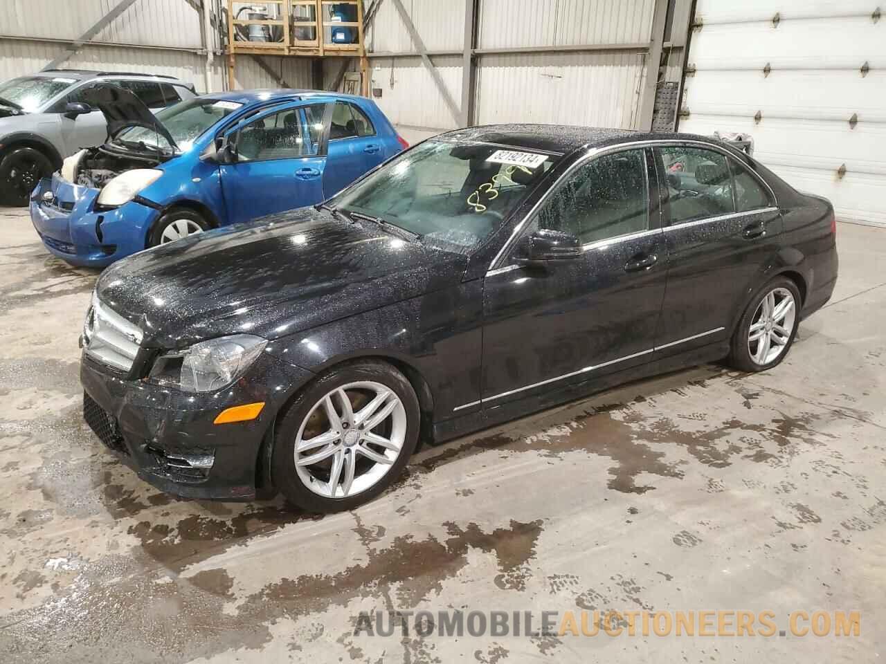 WDDGF8AB5DA782099 MERCEDES-BENZ C-CLASS 2013